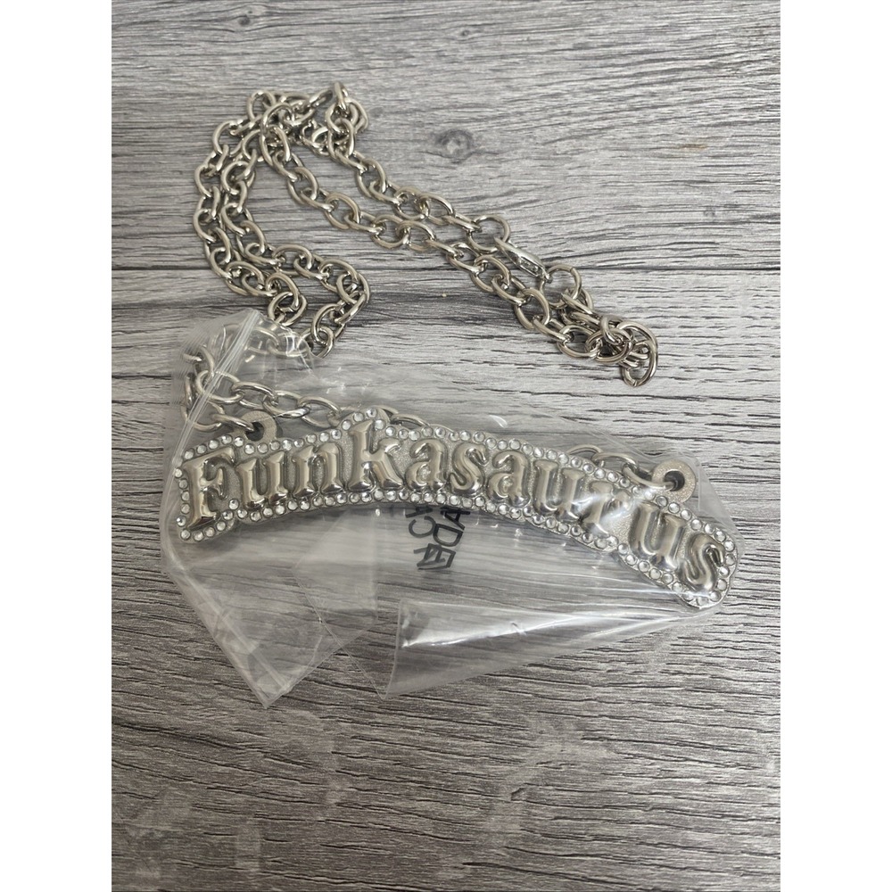 WWE Brodus Clay Funkasaurus Pendant And‎ Chain NOS